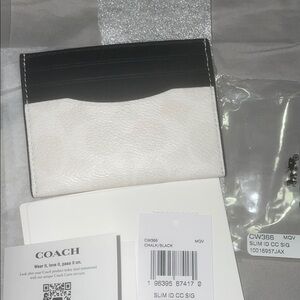 ✨Host Pick✨ Coach Slim Id Card Case In Signature Canvas